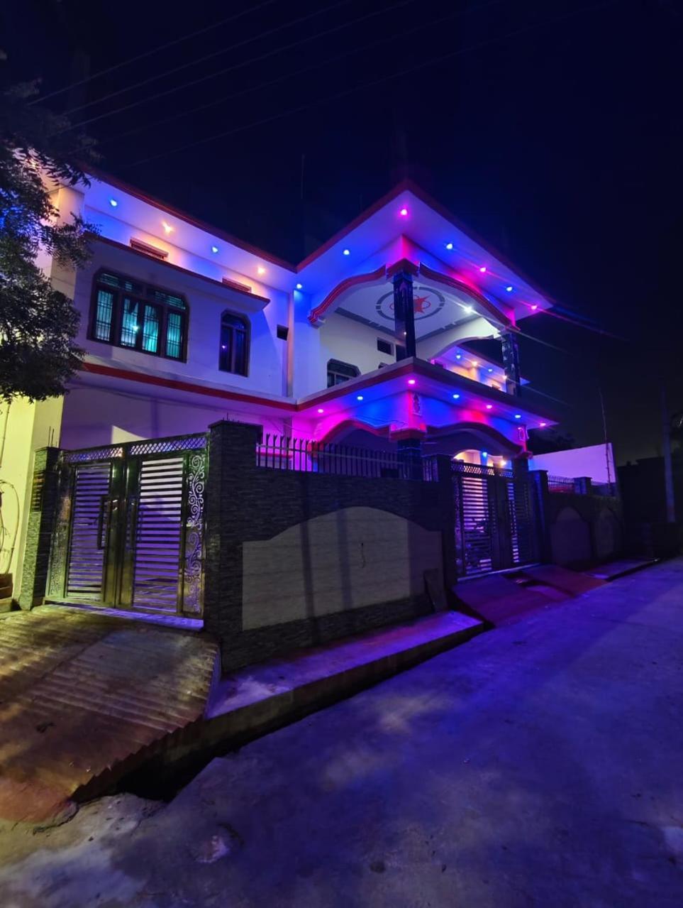 Shree Ram Guest House Near Ram Mandir Ayodhya Экстерьер фото